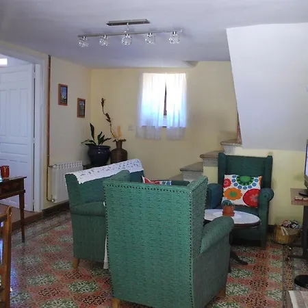 Holiday home Polvazares *